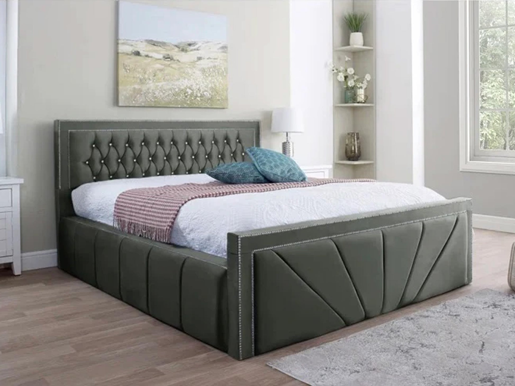 Cozy Crest Bed Frame - Unique Style Beds. 